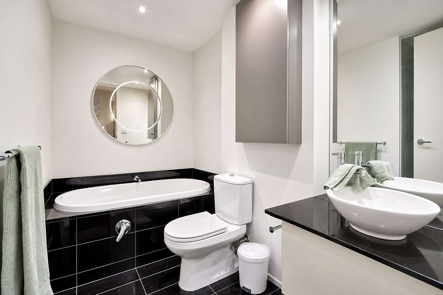 Eureka Tower - 1208/7 Riverside Quay, Southbank VIC 3006 - 2 Bedrooms Southbank Furnished Apartment