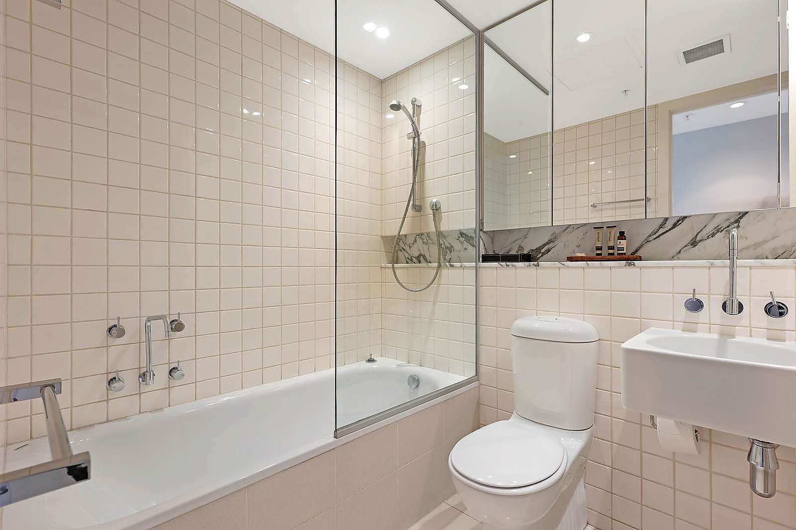 Freshwater - 1712/1 Freshwater Place, Southbank VIC 3006 - 2 Bedrooms Southbank Furnished Apartment