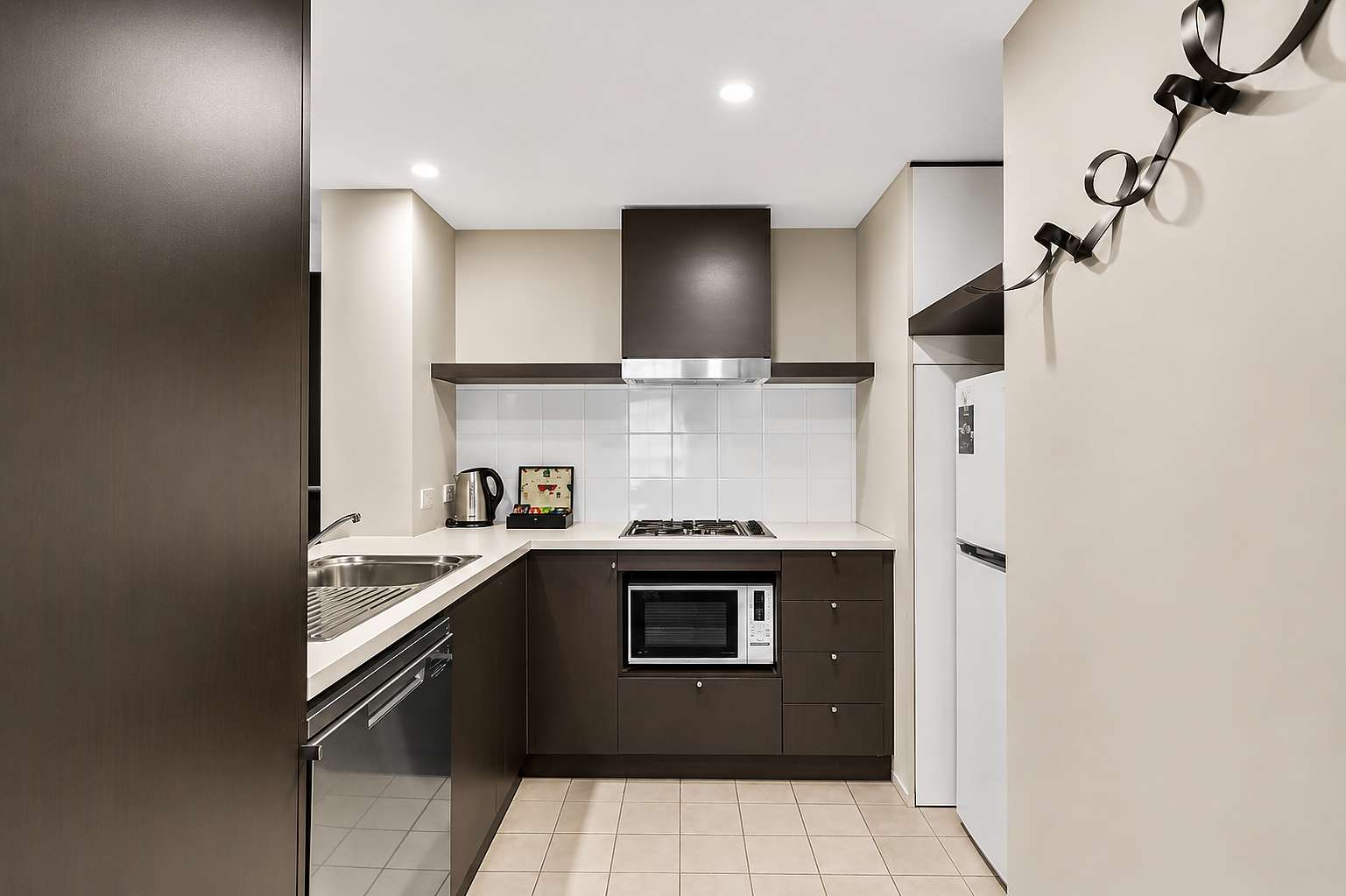 Gallery Tower - 912/31 City Road, Southbank VIC 3006 - 1 Bedroom Southbank Apartment