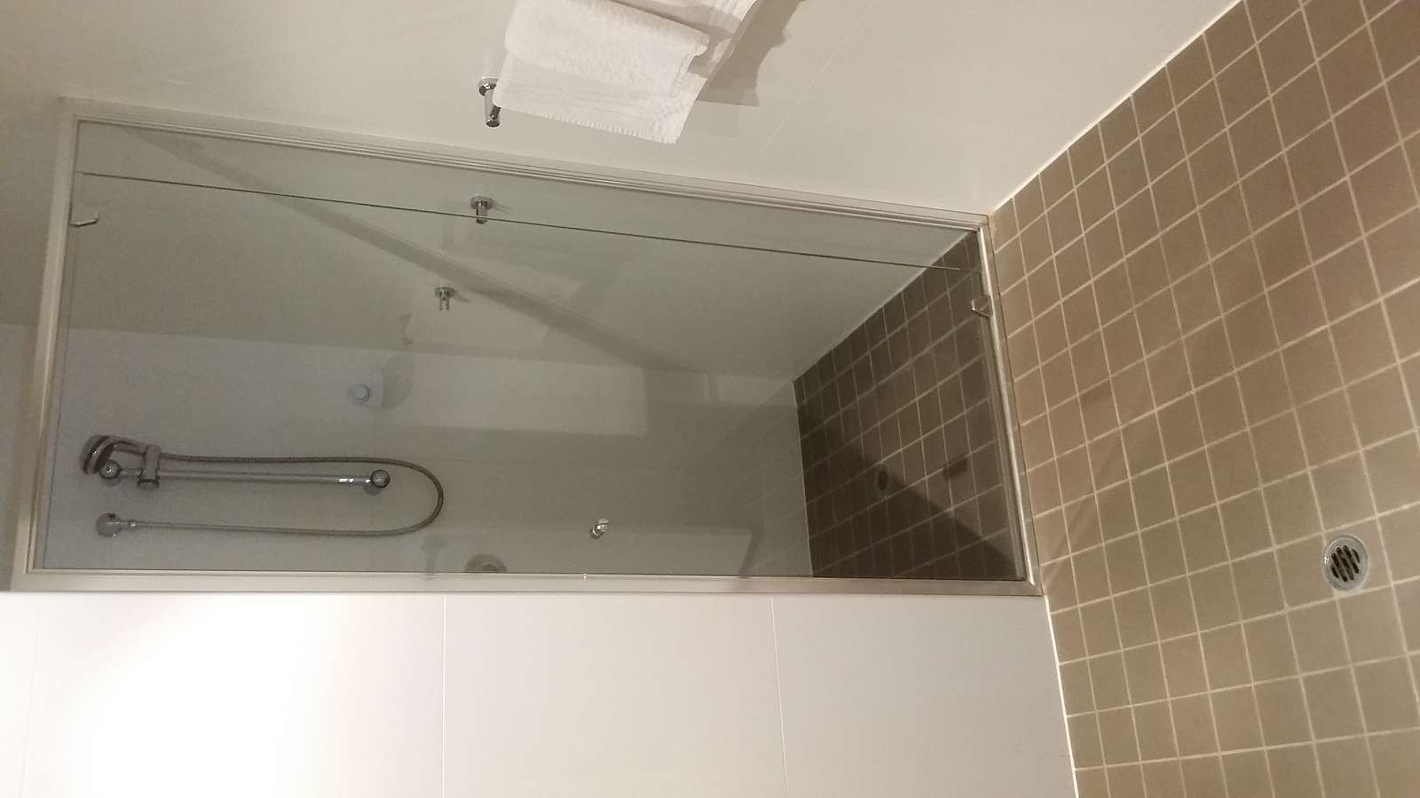 Actual Photos of a Apartment 188 Apartments 86-Verandah-Apartments-accomodation-258