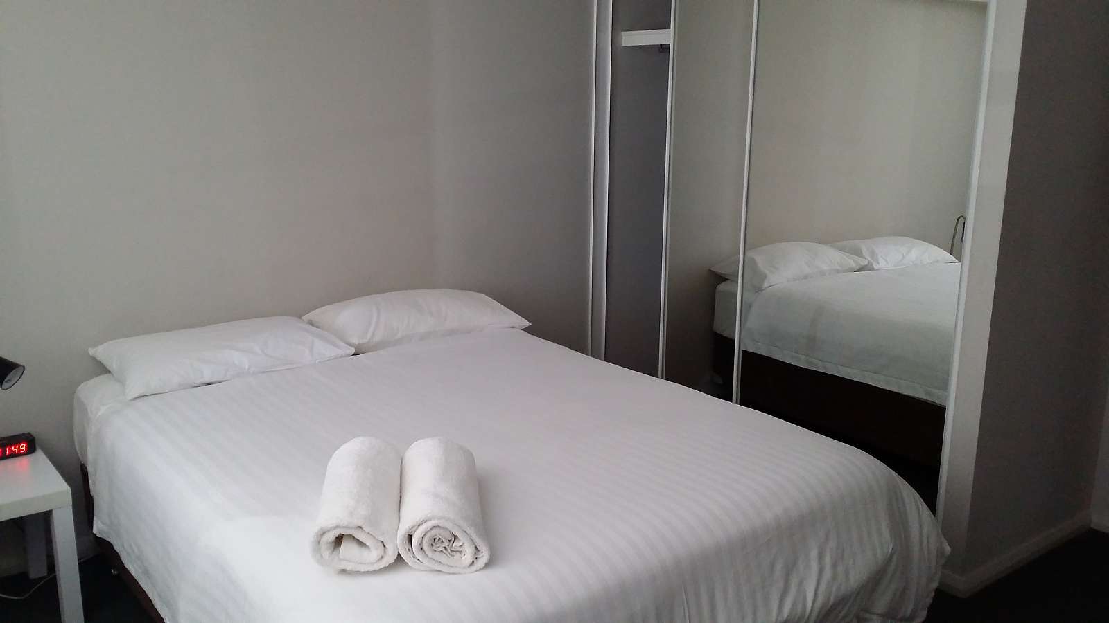 Actual Photos of a Apartment 188 Apartments 86-Verandah-Apartments-accomodation-258