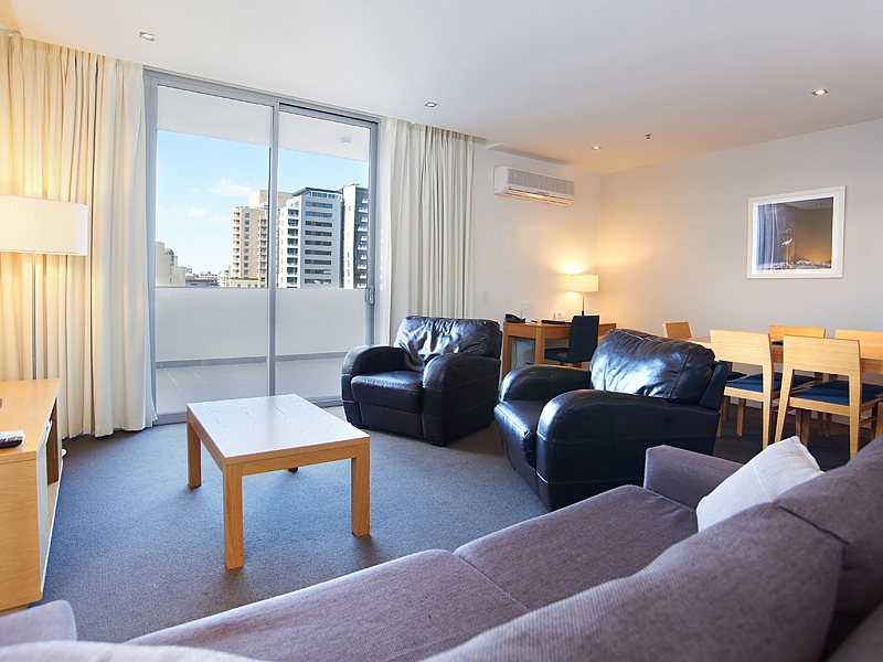 Actual Photos of a Three Bedroom Apartment Amity Apartment Hotels South Yarra 221-Letico-Serviced-Apartments-ATF-E-&-M-Discretionary-Trust-accomodation-6