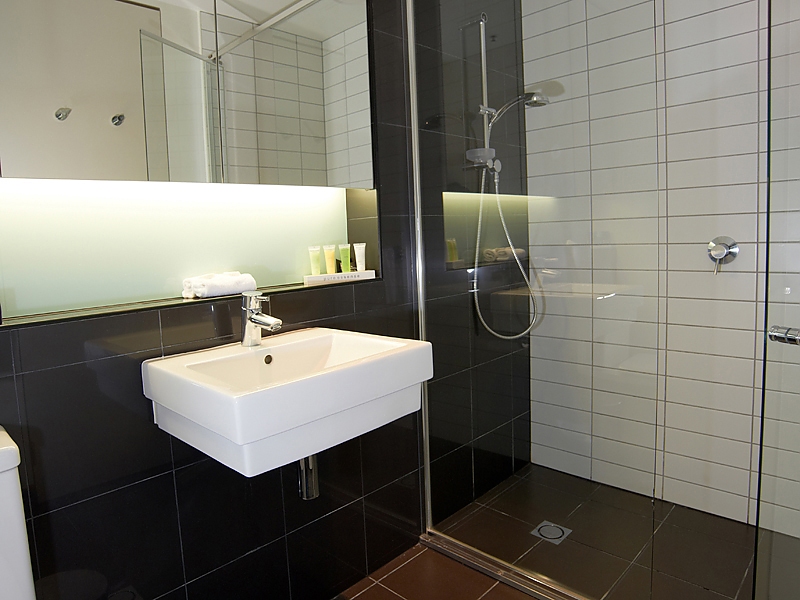 Actual Photos of a Three Bedroom Apartment Amity Apartment Hotels South Yarra 221-Letico-Serviced-Apartments-ATF-E-&-M-Discretionary-Trust-accomodation-6