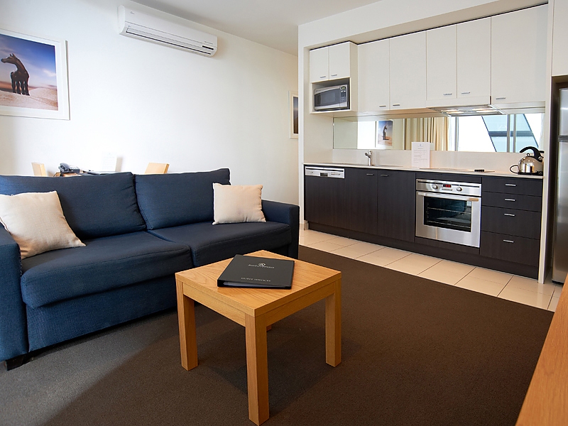 Actual Photos of a Three Bedroom Apartment Amity Apartment Hotels South Yarra 221-Letico-Serviced-Apartments-ATF-E-&-M-Discretionary-Trust-accomodation-6
