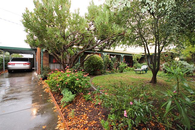 Actual Photos of a TRANQUILITY SPA COTTAGE AROMA AND TRANQUILITY 212-SERENITY-&-TRANQUILITY-HEALTH-CARE-accomodation-Ballarat