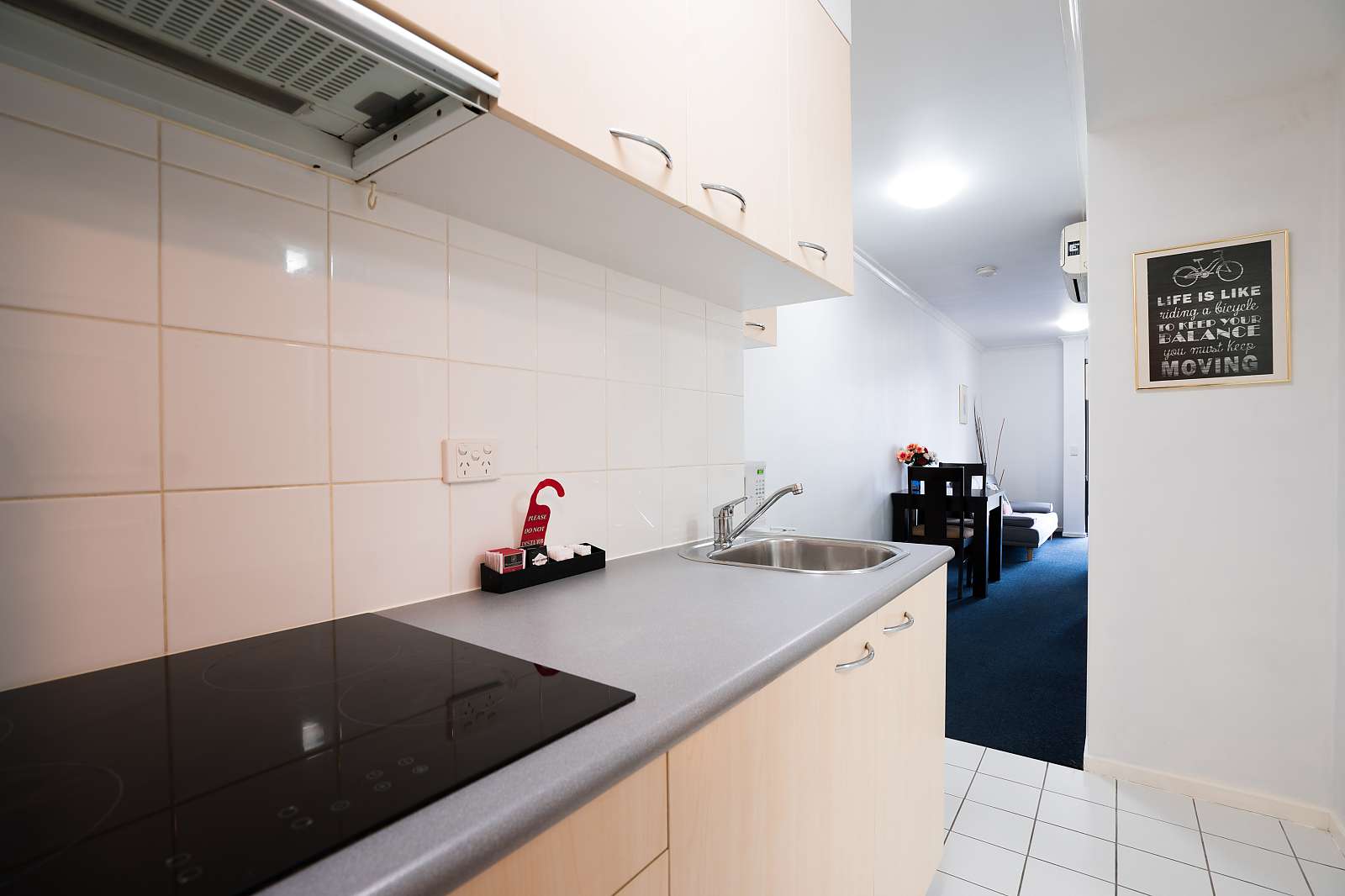 Actual Photos of a Superior One Bedroom - SUP Arrow on Spencer Harbourlight 388-HARBOURLIGHT-AUST-PTY-LTD-accomodation-4