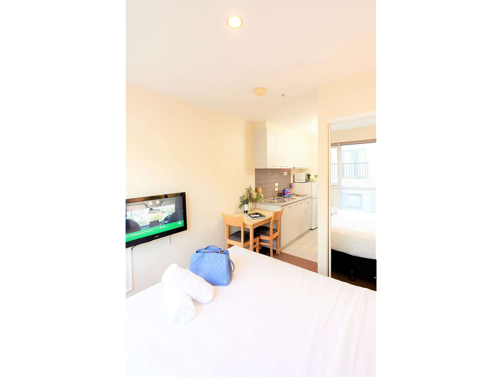 Actual Photos of a Studio | Kitchen | Bath Arrow On Swanston 376-Arrow-On-Swanston-Pty-Ltd-accomodation-217