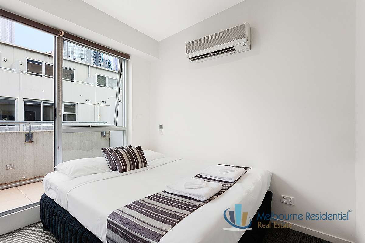 Actual Photos of a Apt 879 | 2 Storey 2 Bedroom Arrow On Swanston 376-Arrow-On-Swanston-Pty-Ltd-accomodation-217