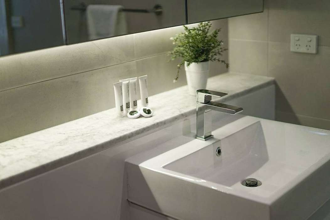 Actual Photos of a PQF Arrow On Swanston 376-Arrow-On-Swanston-Pty-Ltd-accomodation-217