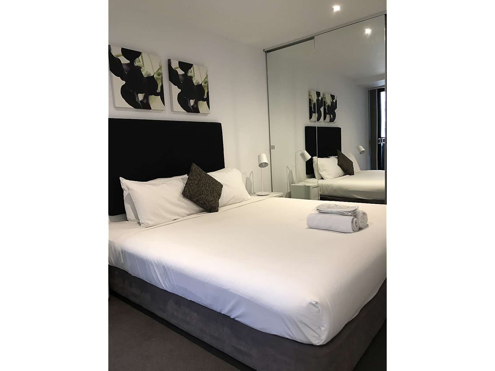 Actual Photos of a 1 Bedroom with Balcony Aura On Flinders Serviced Apartments 261-Acacia-Global-Trading-PTY-LTD-accomodation-4