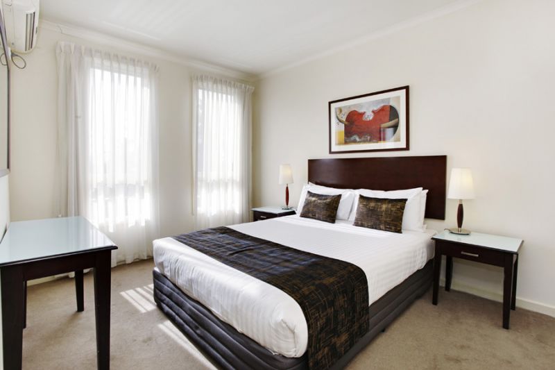 Actual Photos of a 1 Bedroom Apartment Fitzroy Gardens Residence 49-Jade-Hospitality-Pty-Ltd-accomodation-24