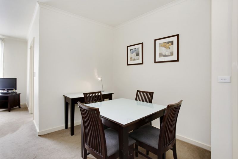 Actual Photos of a 1 Bedroom Apartment Fitzroy Gardens Residence 49-Jade-Hospitality-Pty-Ltd-accomodation-24