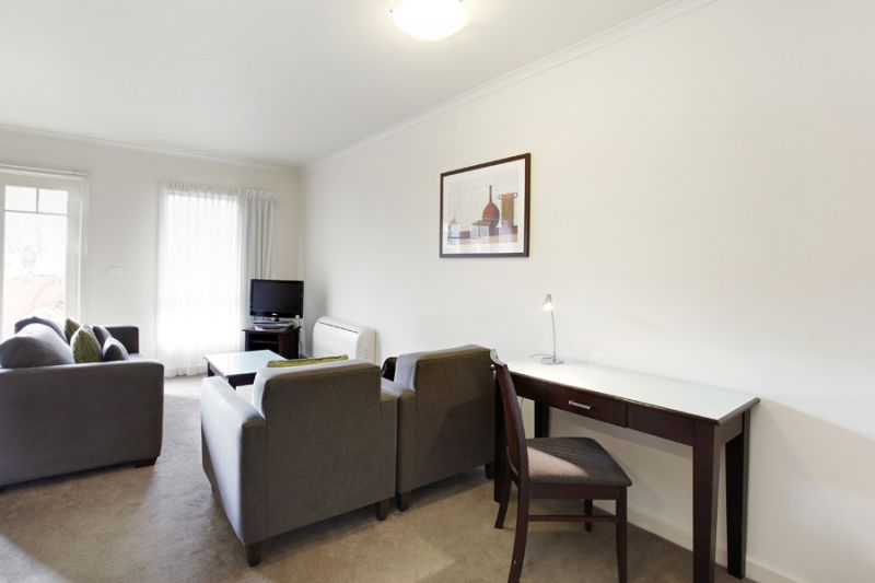 Actual Photos of a 2 Bedroom Apartment Fitzroy Gardens Residence 49-Jade-Hospitality-Pty-Ltd-accomodation-24
