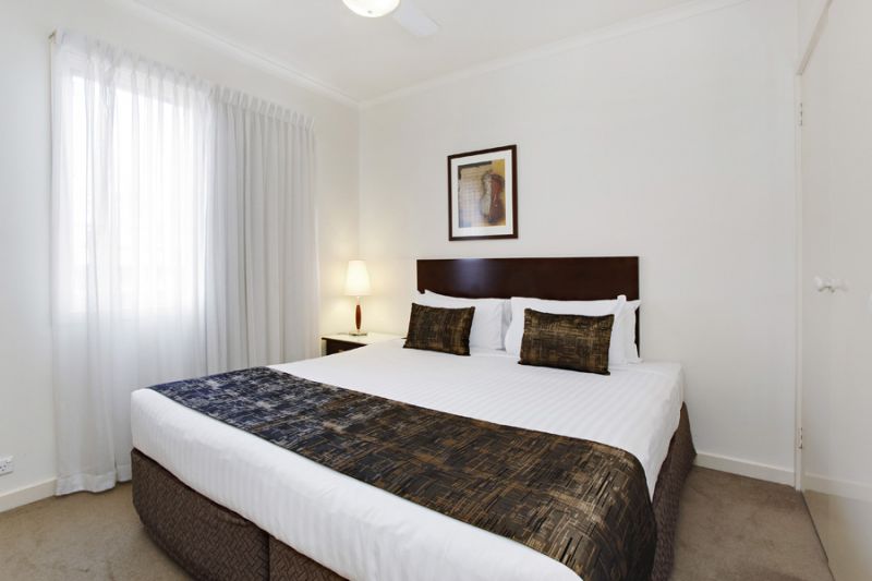 Actual Photos of a 2 Bedroom Apartment Fitzroy Gardens Residence 49-Jade-Hospitality-Pty-Ltd-accomodation-24