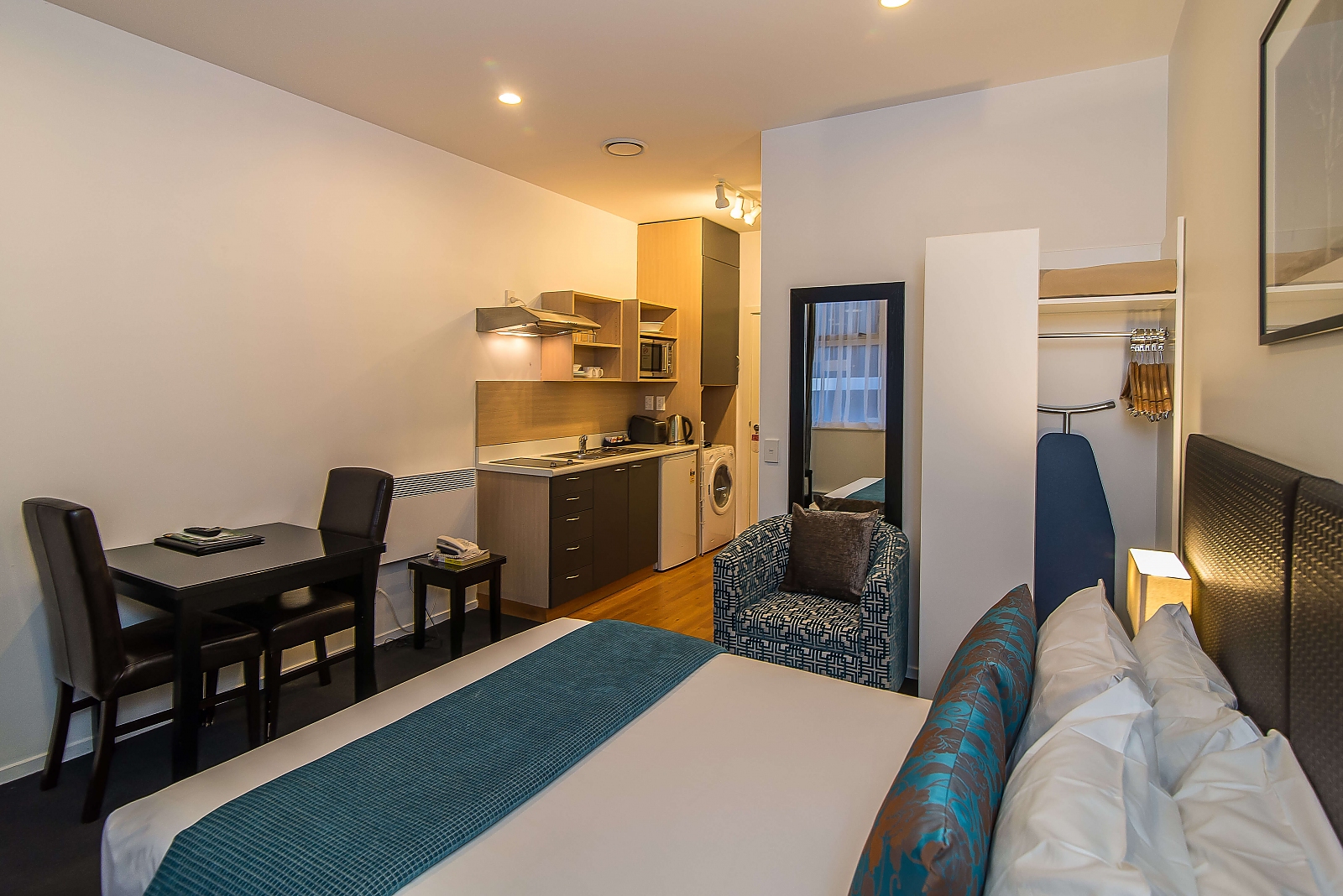 Actual Photos of a Studio Apartment Gilmer Apartment Hotel 226-Rata-Road-Holdings-LTD-accomodation-15