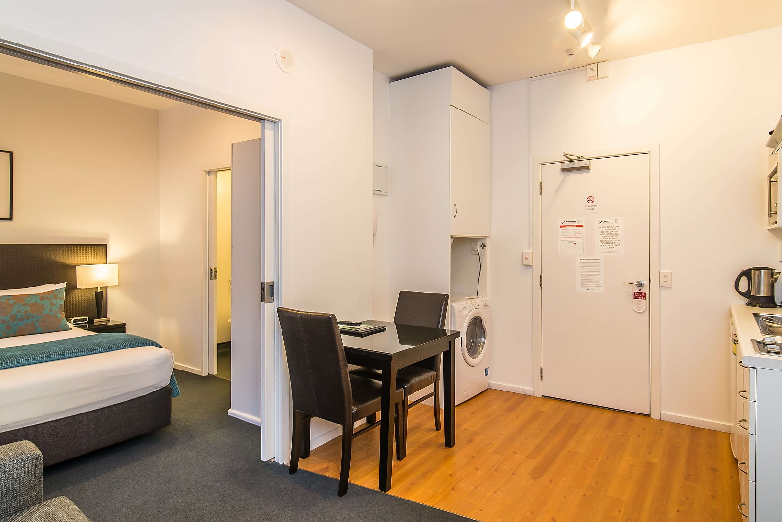 Actual Photos of a One Bedroom Apartment Gilmer Apartment Hotel 226-Rata-Road-Holdings-LTD-accomodation-15