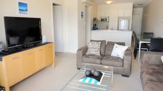 Actual Photos of a 2 bed Glenelg Beachside Apartments 133-Glenelg-Beachside-Apartments--accomodation-Glenelg