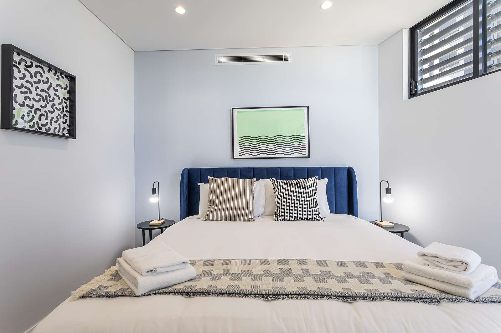 Actual Photos of a Premium Two Bedroom Apartment Kula Wollongong 497-Kula-Wollongong-accomodation-293
