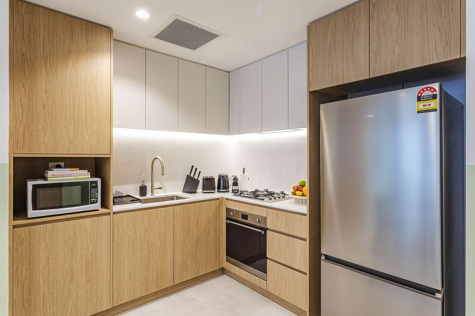 Actual Photos of a Classic One Bedroom Apartment  Kula Wollongong 497-Kula-Wollongong-accomodation-293