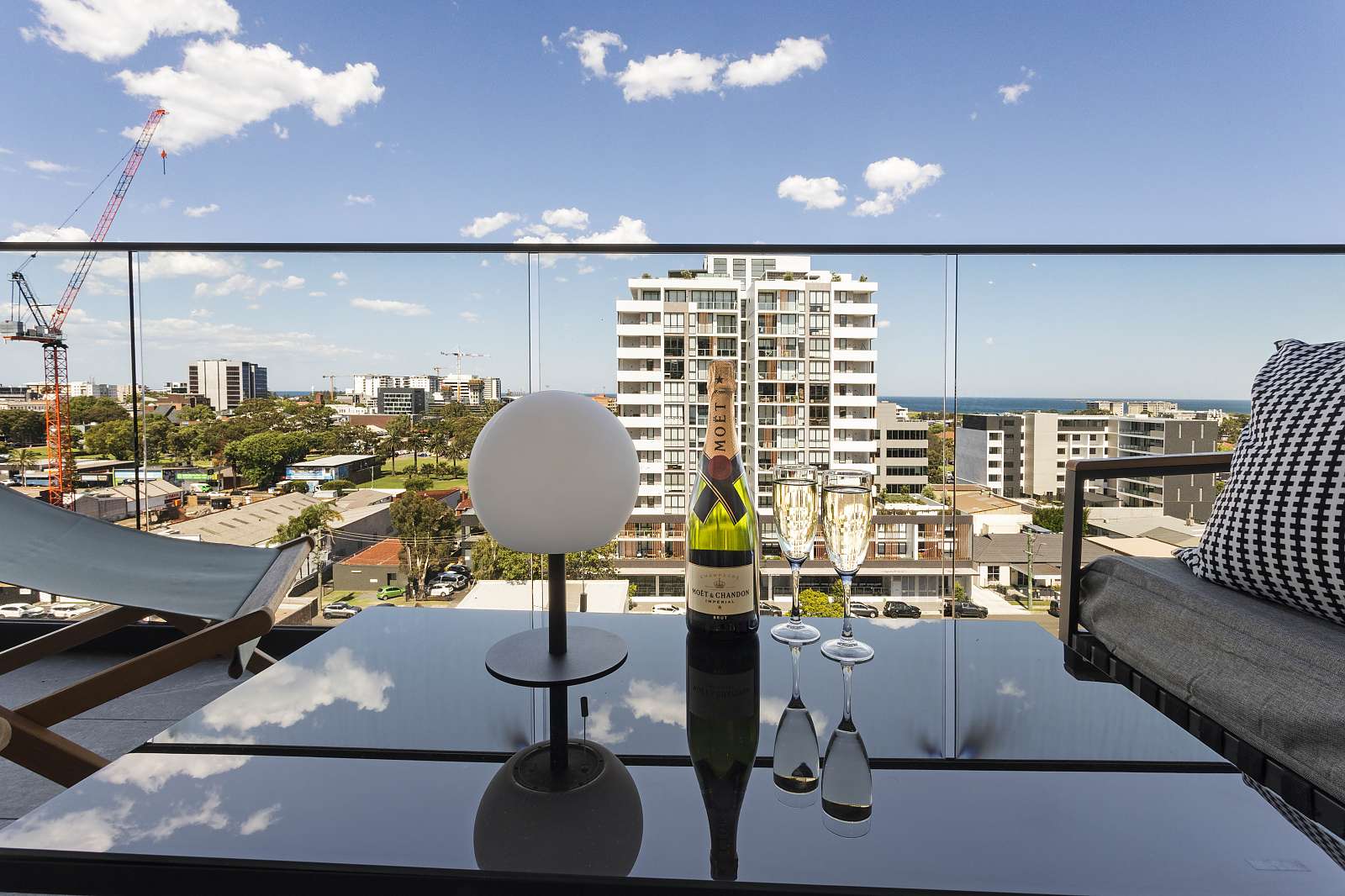 Actual Photos of a Premium Two Bedroom Apartment Kula Wollongong 497-Kula-Wollongong-accomodation-293
