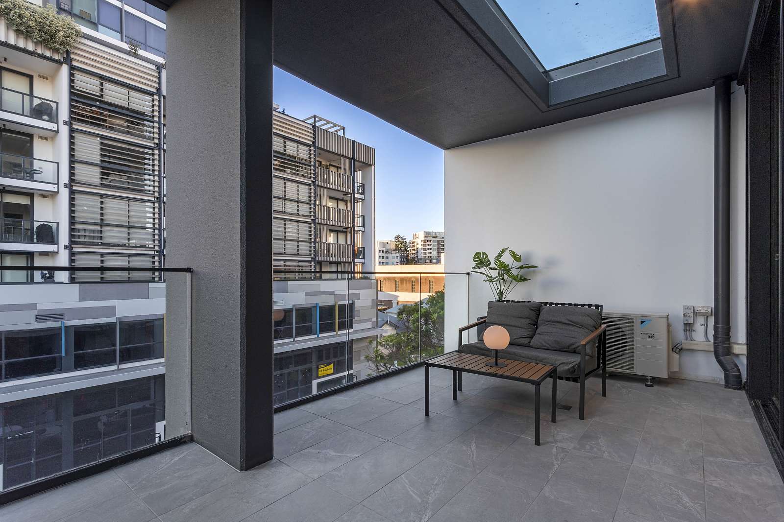 Actual Photos of a Classic One Bedroom Apartment  Kula Wollongong 497-Kula-Wollongong-accomodation-293