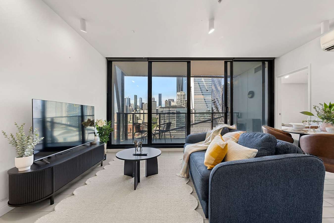 Actual Photos of a 2 Bed 2 Bath | Superior La Trobe Residences 551-Live-Luxe-Pty-Ltd-accomodation-8