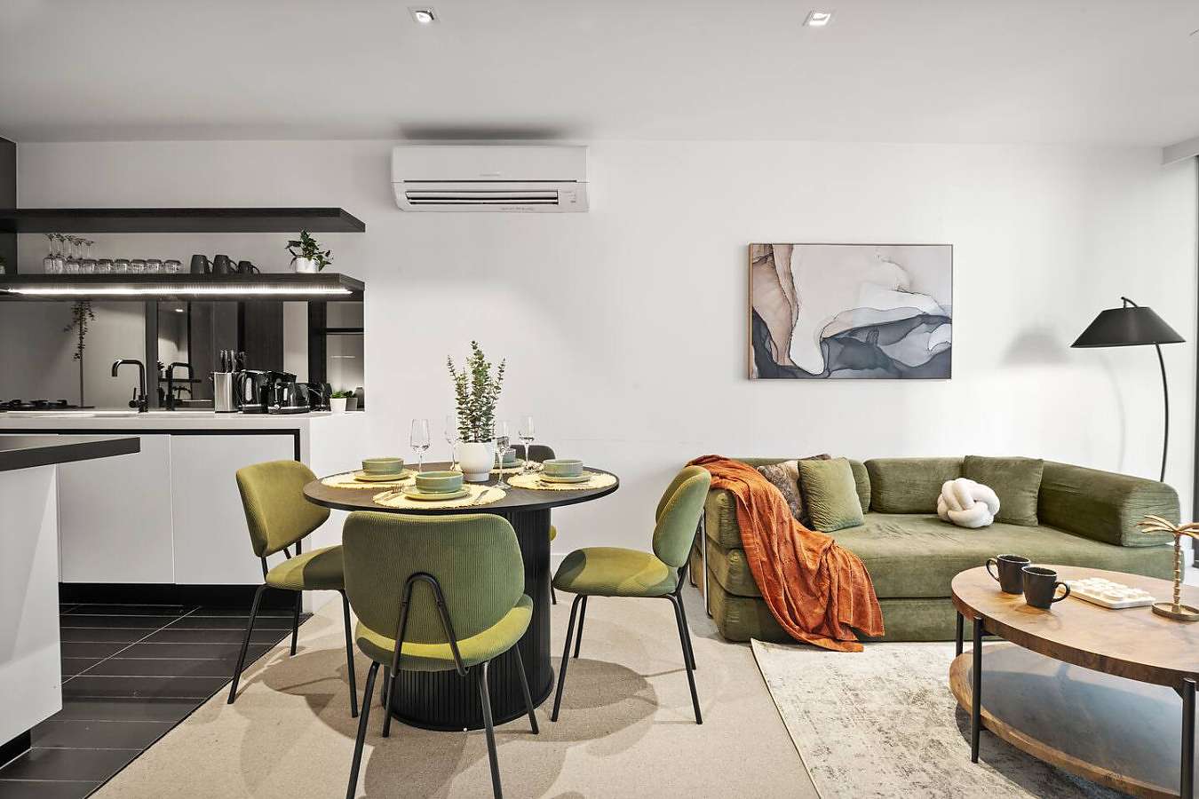 Actual Photos of a 2 Bed 1 Bath | Family La Trobe Residences 551-Live-Luxe-Pty-Ltd-accomodation-8