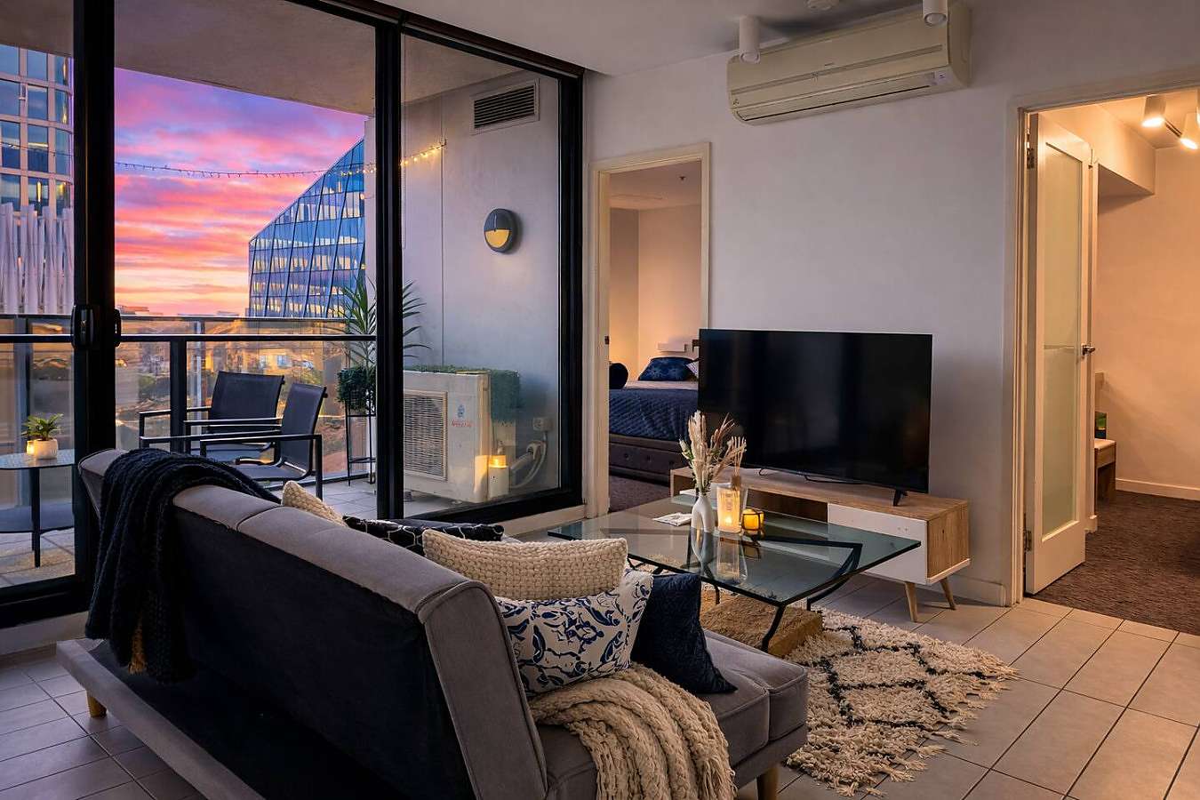 Actual Photos of a 2 Bed 1 Bath | Deluxe Lacrosse La Trobe Residences 551-Live-Luxe-Pty-Ltd-accomodation-8
