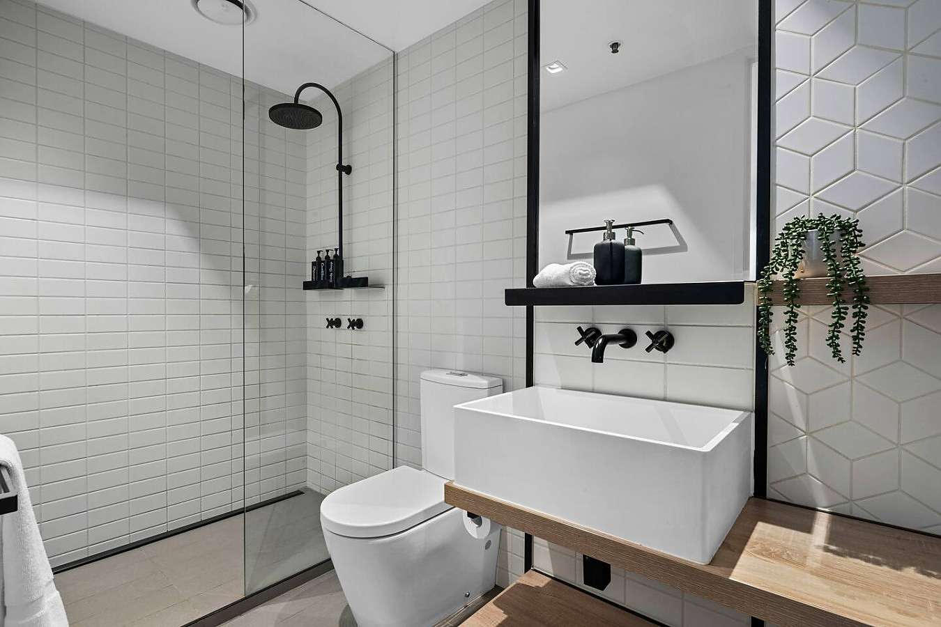 La Trobe Residences - 2 Bed 1 Bath | Standard  Apartment