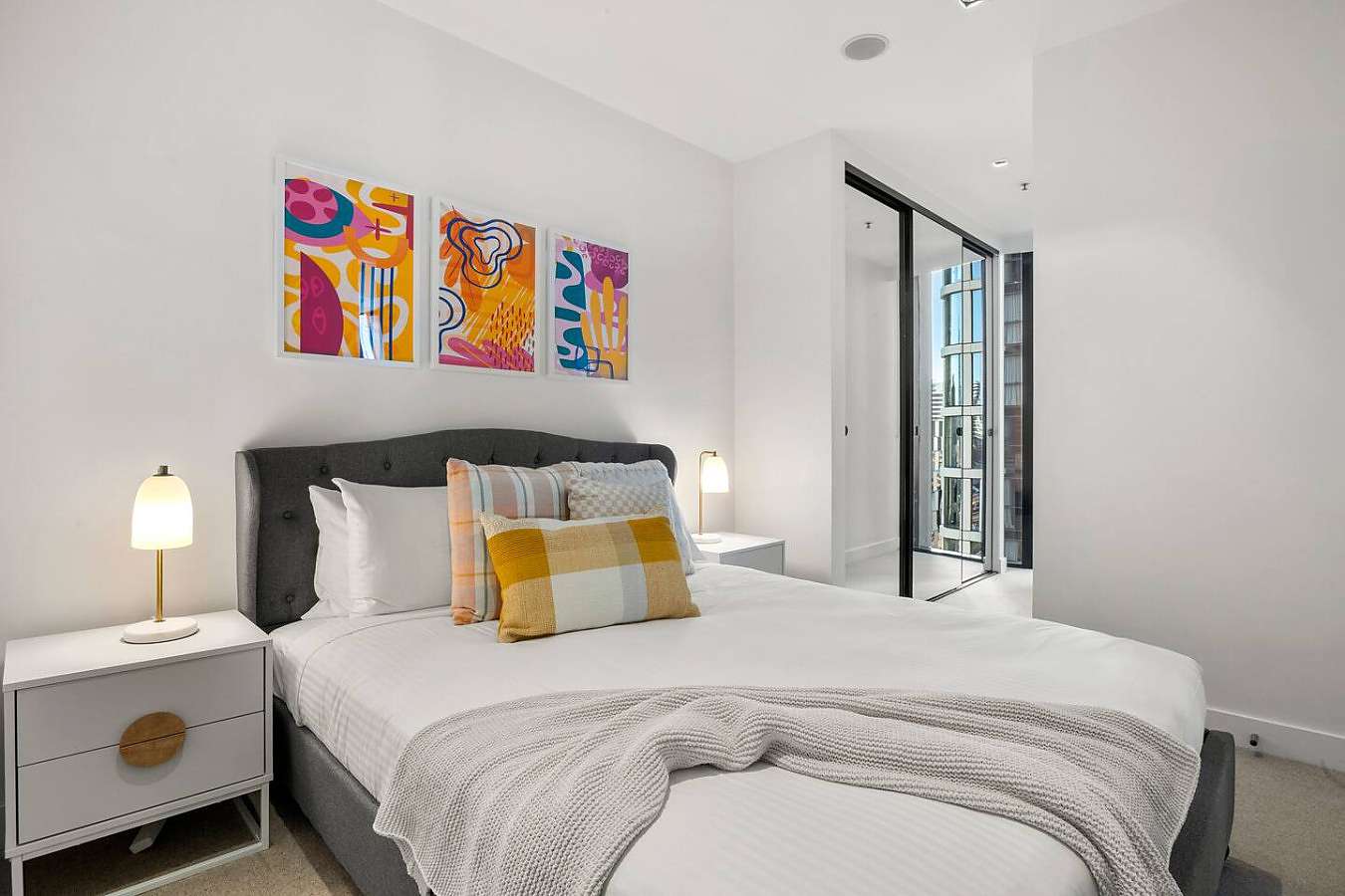 Actual Photos of a 2 Bed 2 Bath | City View La Trobe Residences 551-Live-Luxe-Pty-Ltd-accomodation-8