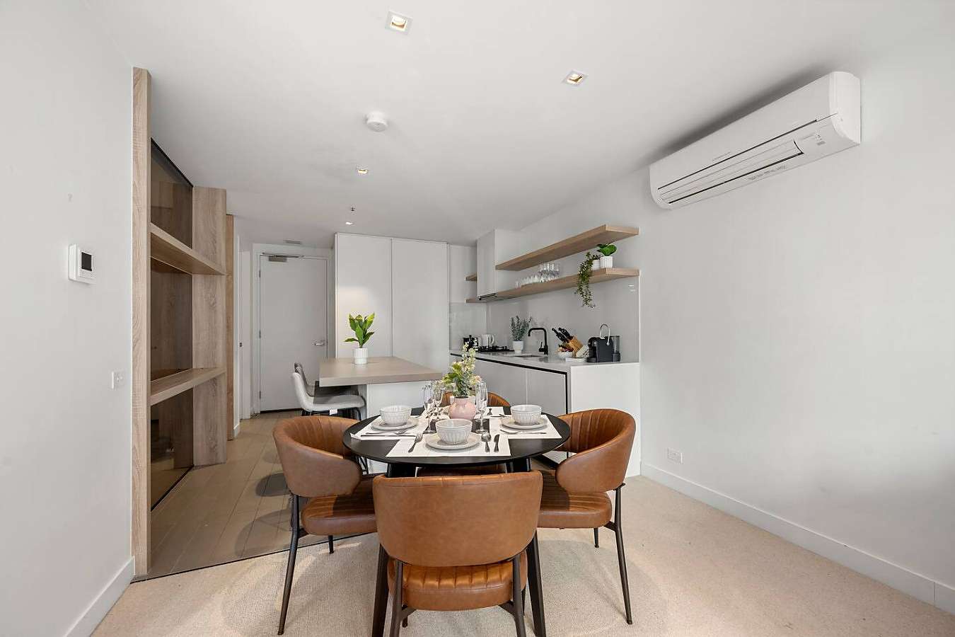 Actual Photos of a 2 Bed 1 Bath | Deluxe Balcony La Trobe Residences 551-Live-Luxe-Pty-Ltd-accomodation-8