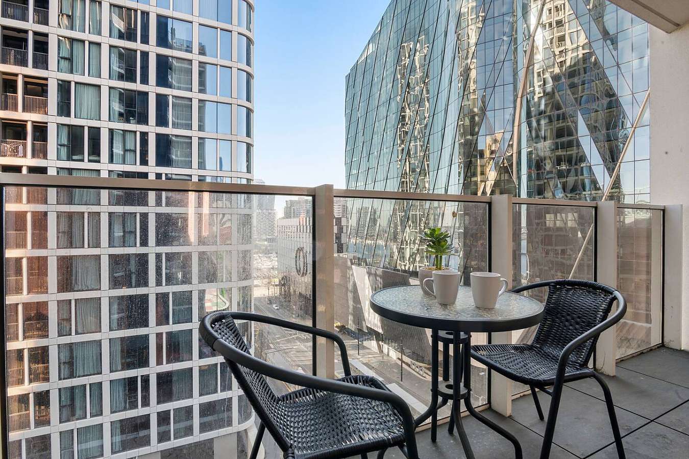 La Trobe Residences - 2 Bed 2 Bath | City View  Apartment