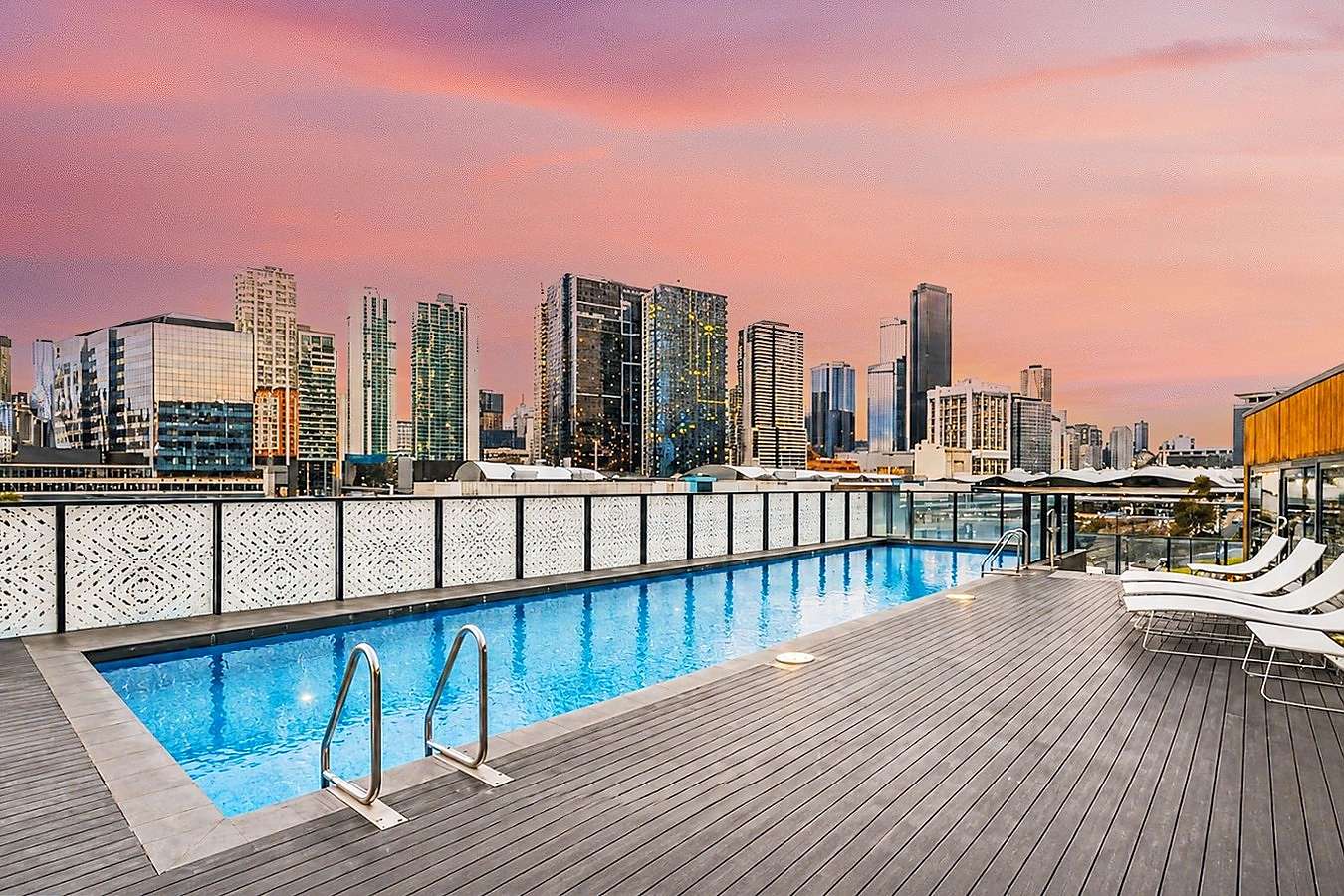 La Trobe Residences - 2 Bed 2 Bath | Penthouse  Apartment