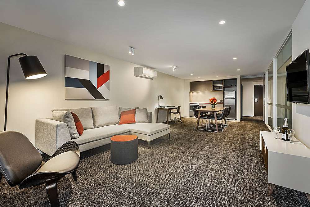 Mainstay Suites Abbotsford - 3 Bedroom 2 Bathroom Balcony  Apartment