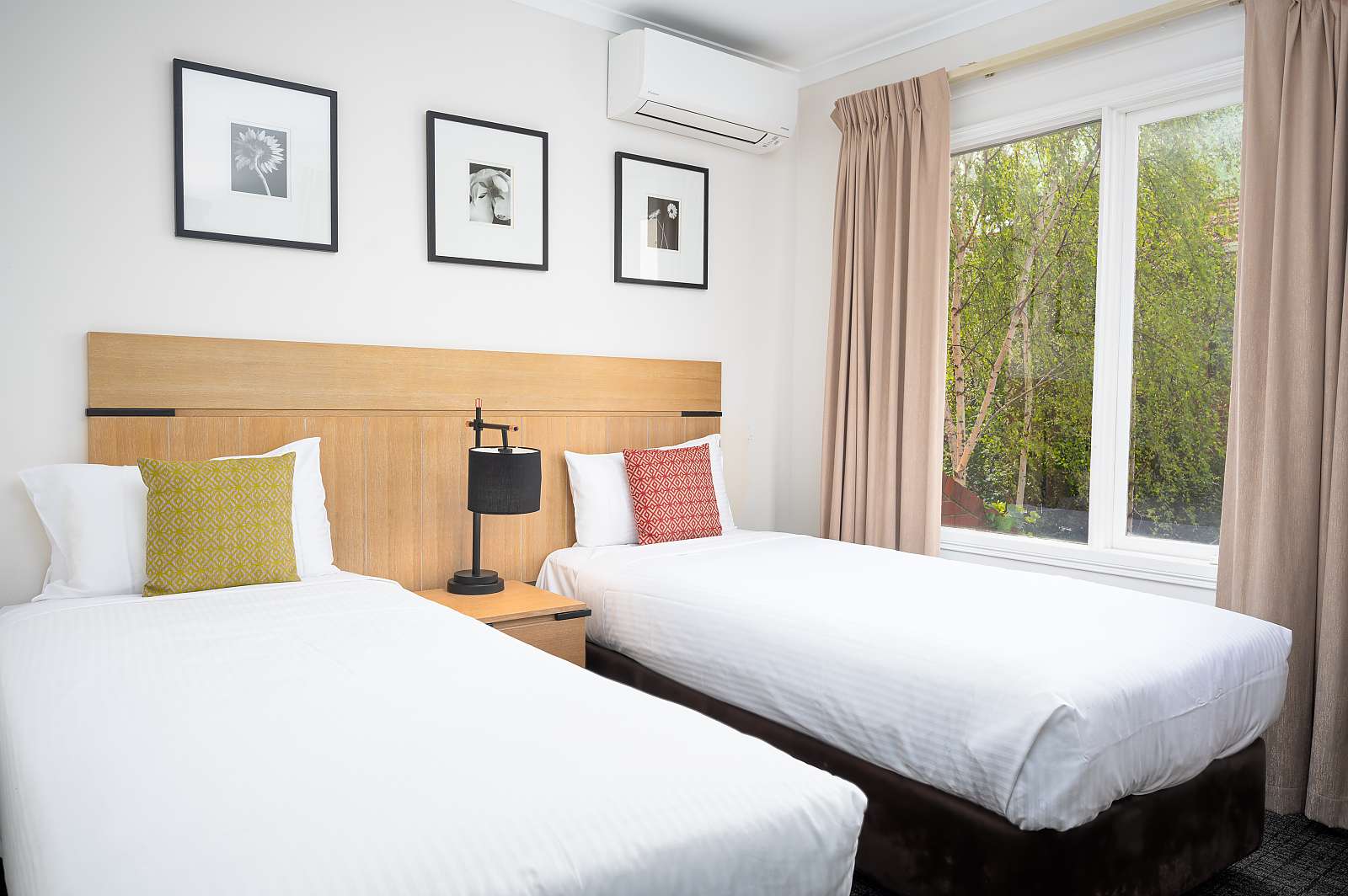 Actual Photos of a 3 Bedroom Townhouse Residence MainStay Suites Kew- 427-Kew-Junction-Residences-accomodation-31