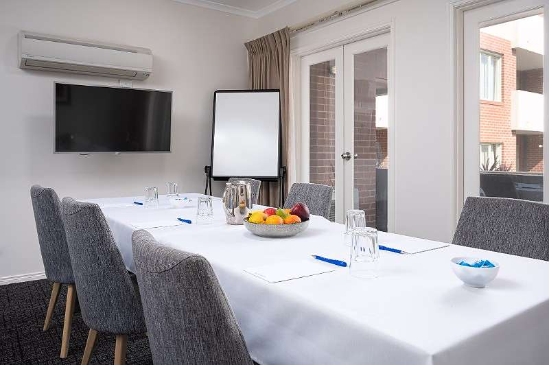 427-Kew-Junction-Residences-accomodation-31