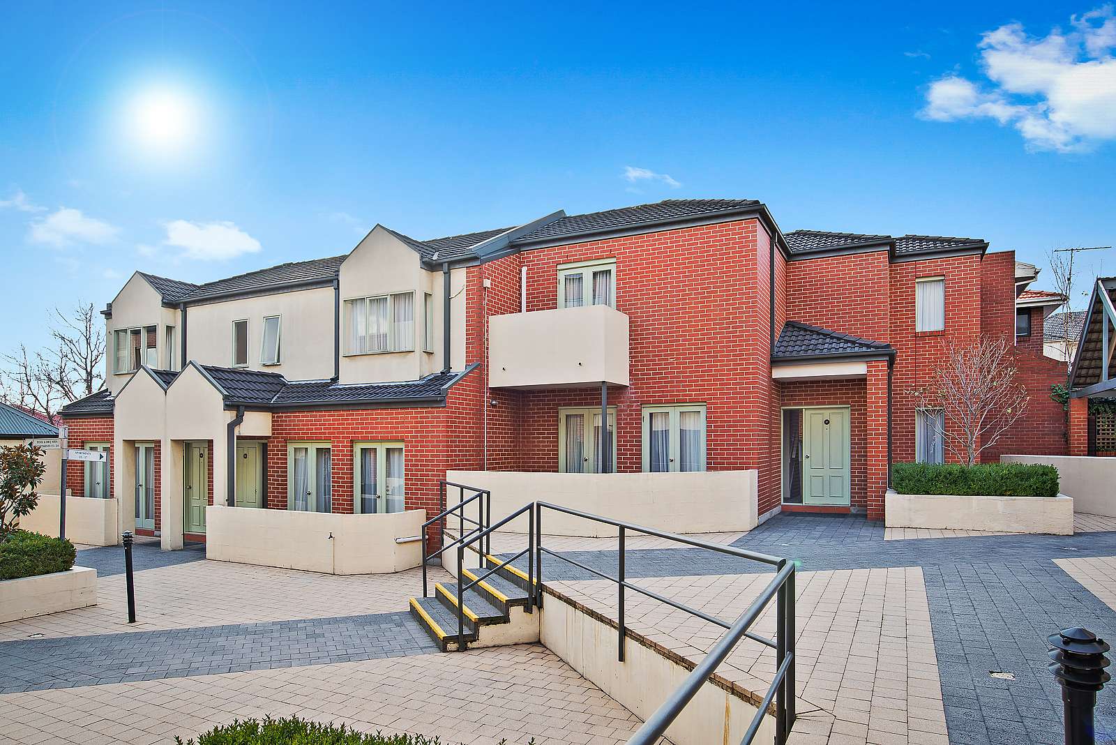 Actual Photos of a 3 Bedroom Townhouse Residence MainStay Suites Kew- 427-Kew-Junction-Residences-accomodation-31