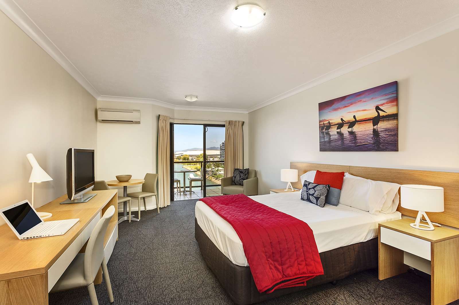 Actual Photos of a Studio Residence MainStay Suites 448-Aligned-Corporate-Residences-Townsville-accomodation-250