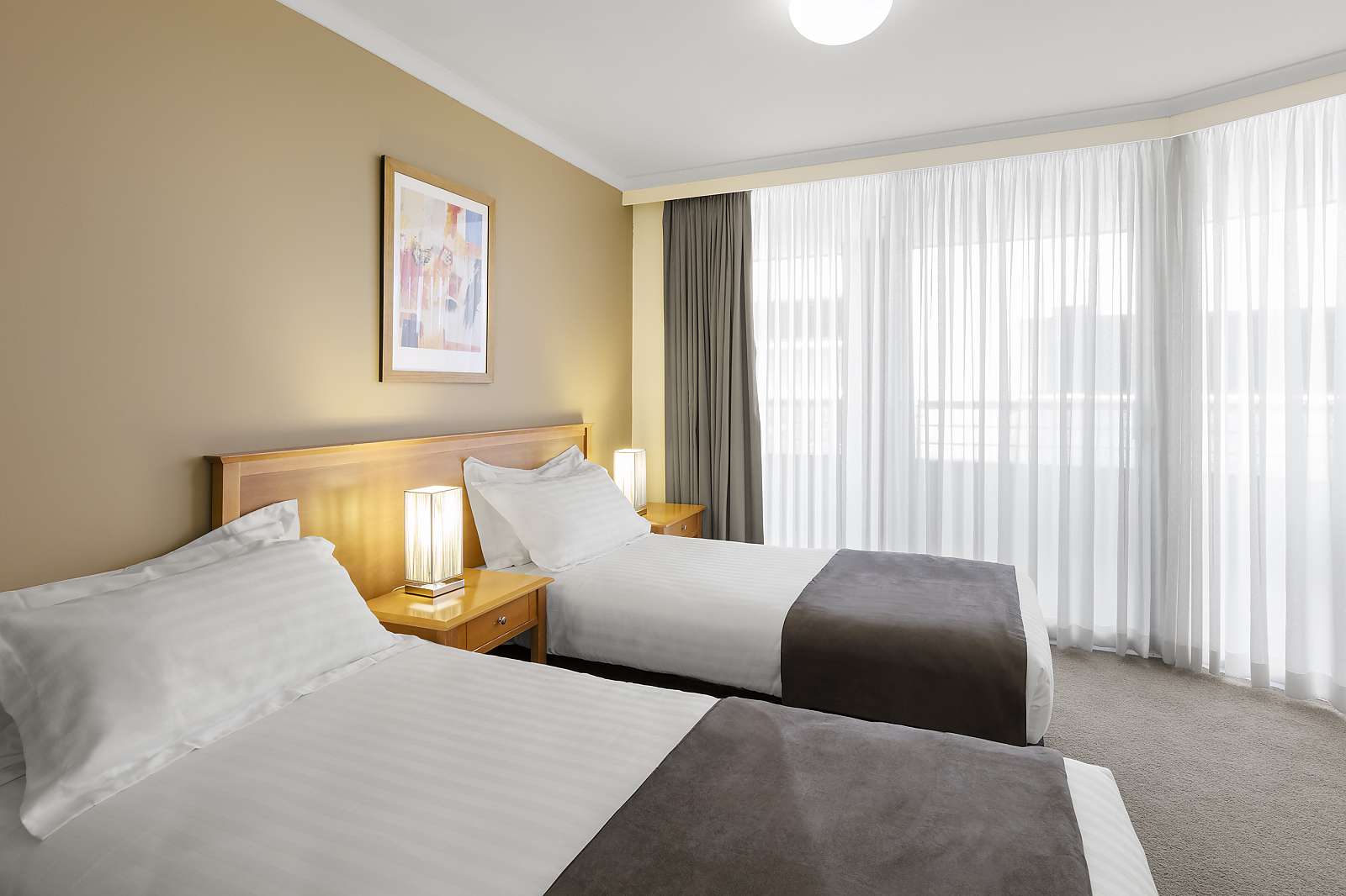 323-Waldorf-Apartment-Hotel-Canberra-Pty-Ltd-accomodation-Canberra