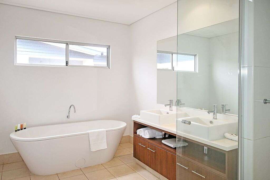Actual Photos of a 3Bedroom Apartment | King Nesuto Geraldton Apartment Hotel 220-Waldorf-Geraldton-Serviced-Apartments-accomodation-Geraldton