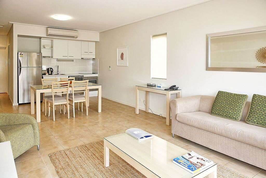 Actual Photos of a 1 Bedroom Apartment | King Nesuto Geraldton Apartment Hotel 220-Waldorf-Geraldton-Serviced-Apartments-accomodation-Geraldton