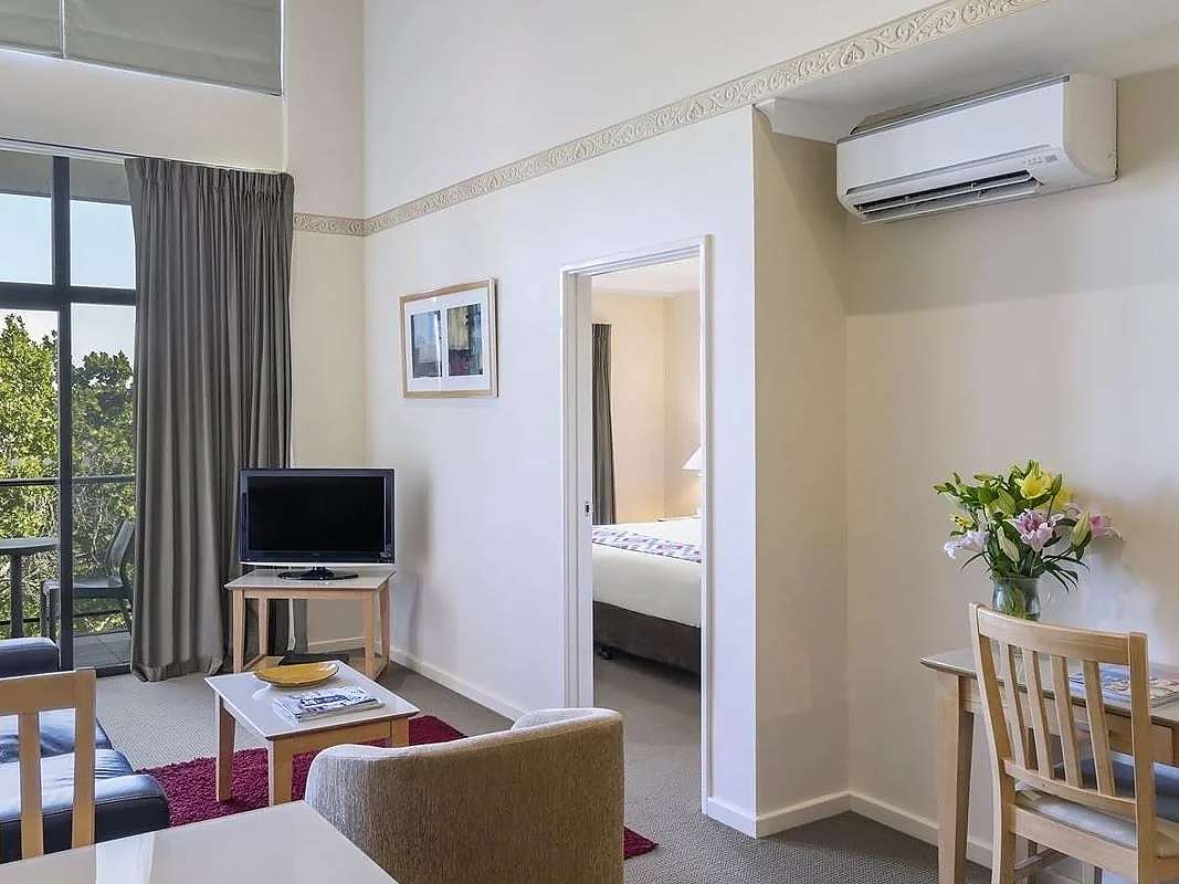 Actual Photos of a 1 Bedroom 1 Bathroom Nesuto Mounts Bay Perth 114-Mounts-Bay-Waters-Apartment-Hotel-Pty-Ltd-accomodation-258