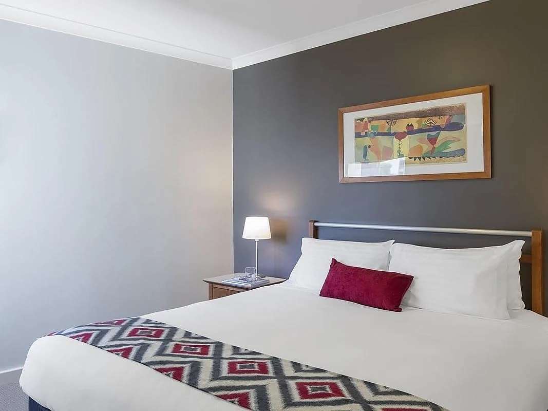 Actual Photos of a 2 Bedroom 1 Bathroom Nesuto Mounts Bay Perth 114-Mounts-Bay-Waters-Apartment-Hotel-Pty-Ltd-accomodation-258