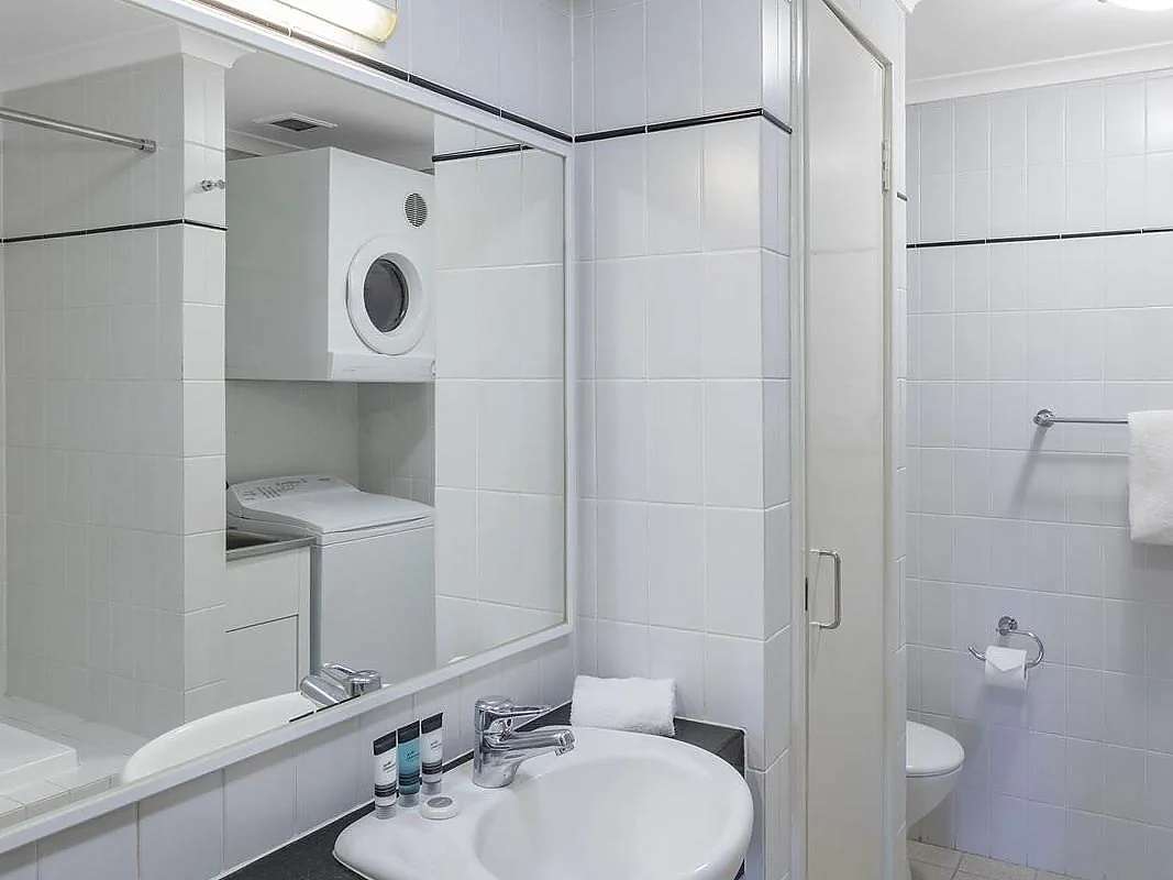 Actual Photos of a 1 Bedroom 1 Bathroom Nesuto Mounts Bay Perth 114-Mounts-Bay-Waters-Apartment-Hotel-Pty-Ltd-accomodation-258