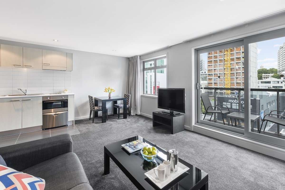 Actual Photos of a Studio | Queen Nesuto Stadium Hotel and Apartments 309-Waldorf-Stadium-Apartment-Hotel-accomodation-Auckland-CBD