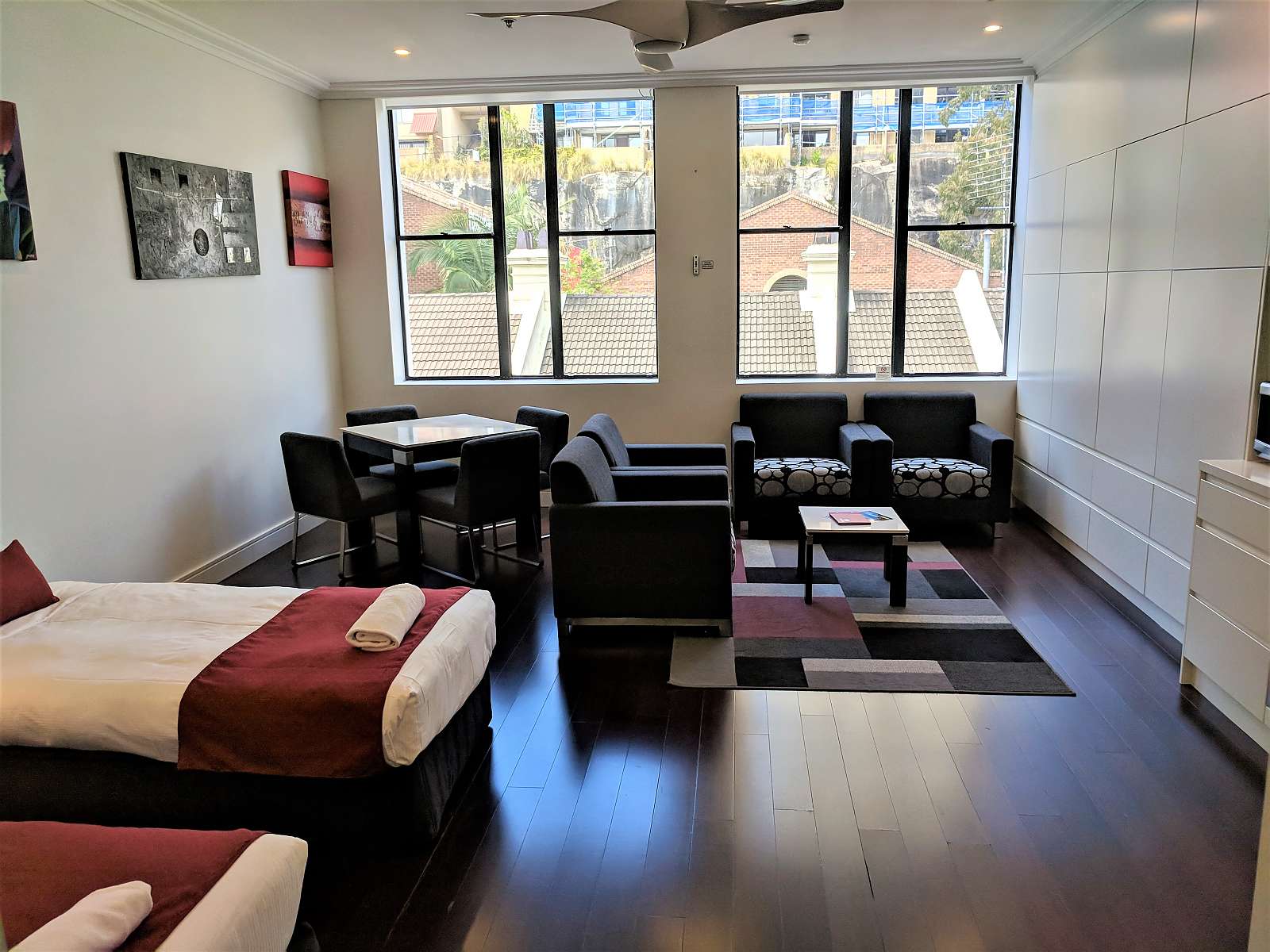 Actual Photos of a 1 Bedroom Apartment | King Nesuto Woolloomooloo Sydney Apartment Hotel 322-Waldorf-Australia-Group-accomodation-192