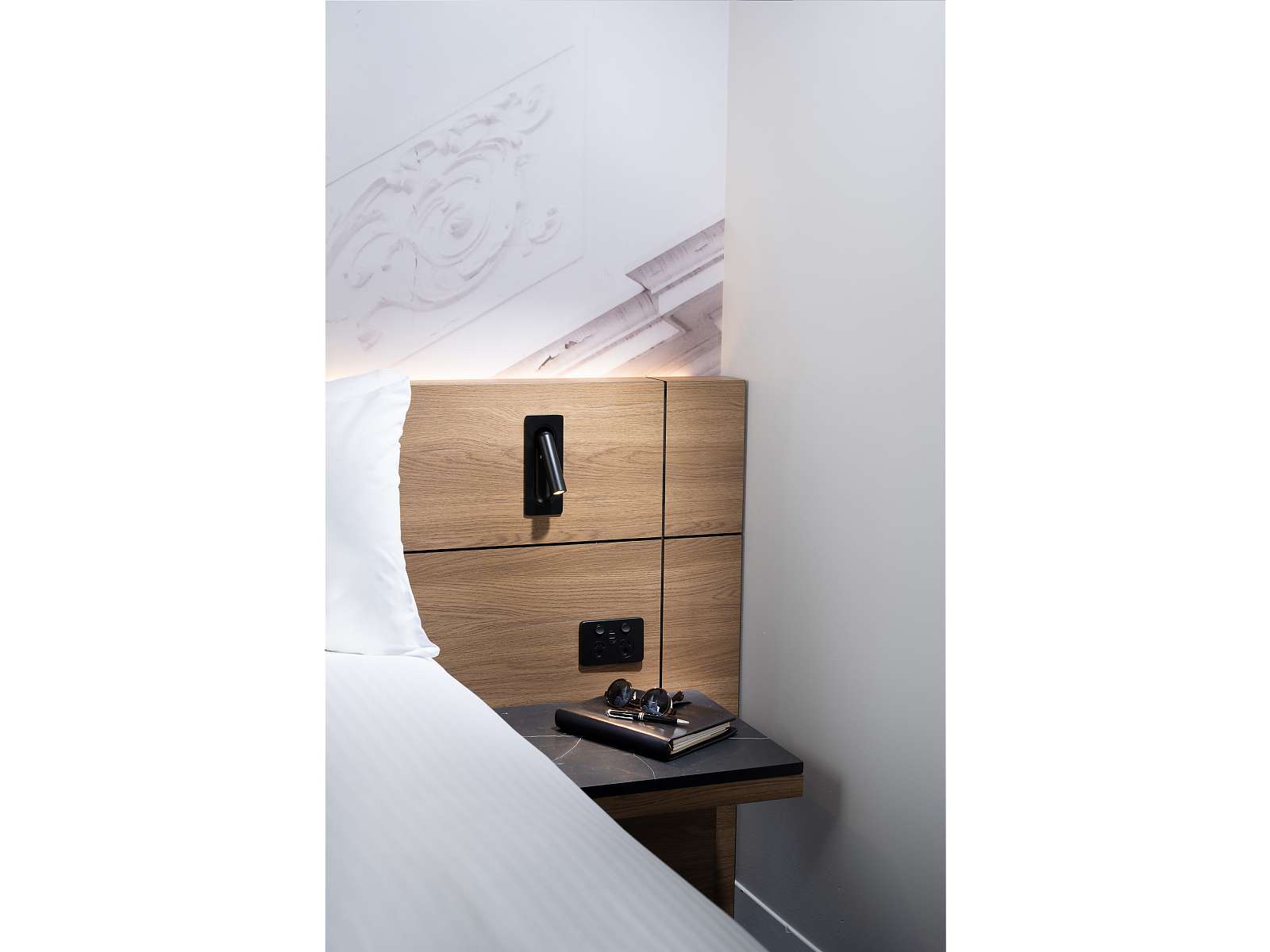 Actual Photos of a Studio Room with Kitchenette Novotel Melbourne Preston 476-Hotel-Opco-Bell-City-PTY-LTD-accomodation-11