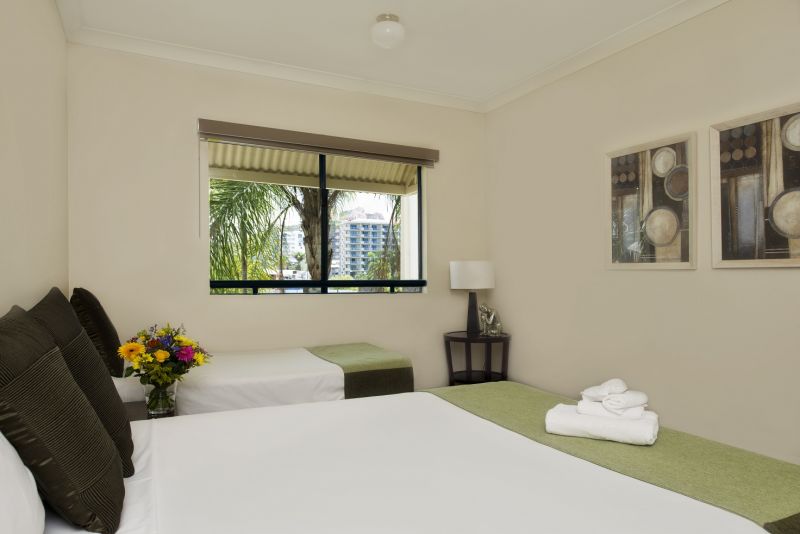 Actual Photos of a Two Bedroom Apartment Park Regis Anchorage 199-Park-Regis-Townsville-accomodation-250