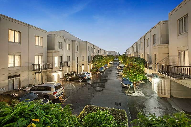 380-M&-K-Reynolds-Family-Trust-accomodation-South-Yarra