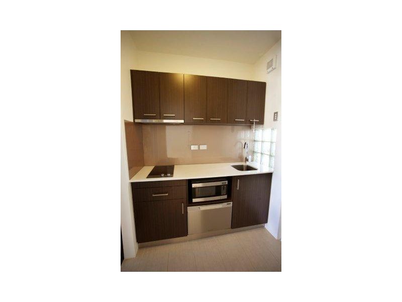 Actual Photos of a Executive Two Bedroom Queen Single Apartments Pier21 Apartment Hotel 93-Pier21-Apartment-Hotel-accomodation-North-Fremantle